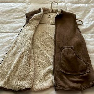 Sherpa Vest with zipper